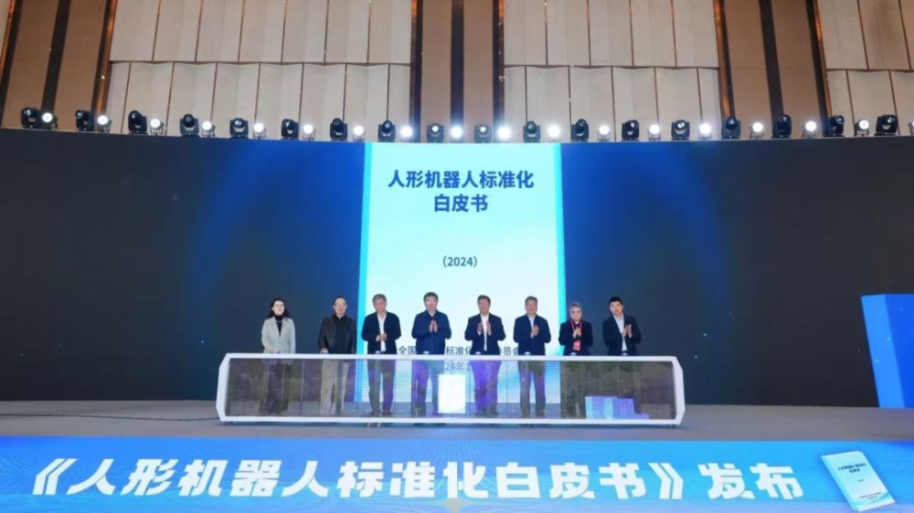 UED官网,机器人电缆：解锁智能制造新密码！